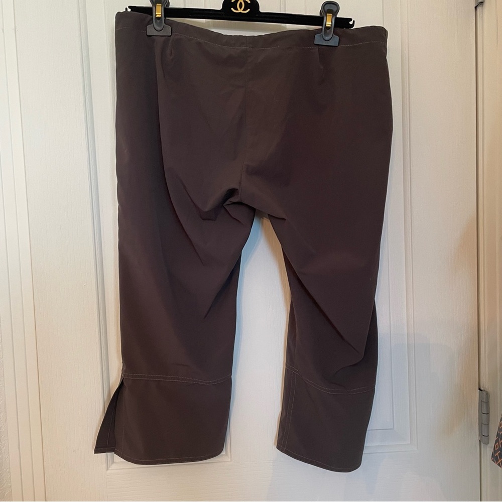 Lucy Athletic Wear Gaucho Capri Lounge Lightweight Pants Size Small yoga workout - Picture 4 of 7